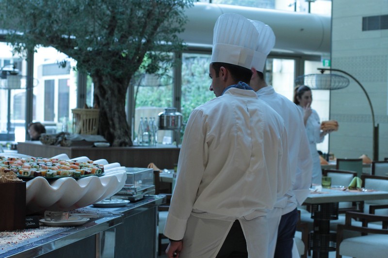 Sunday Buffet at Kempinski Summerland Hotel